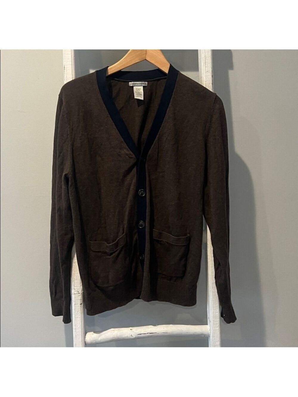 GAP cashmere Brown and navy V-Neck button front Cardigan small - Picture 2 of 9